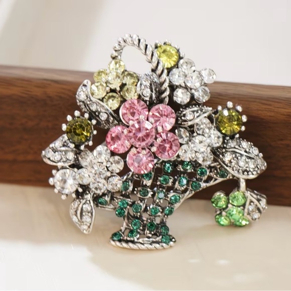 Jewelry - Vintage-Style Flower Basket Brooch Pin, Rhinestone Bouquet